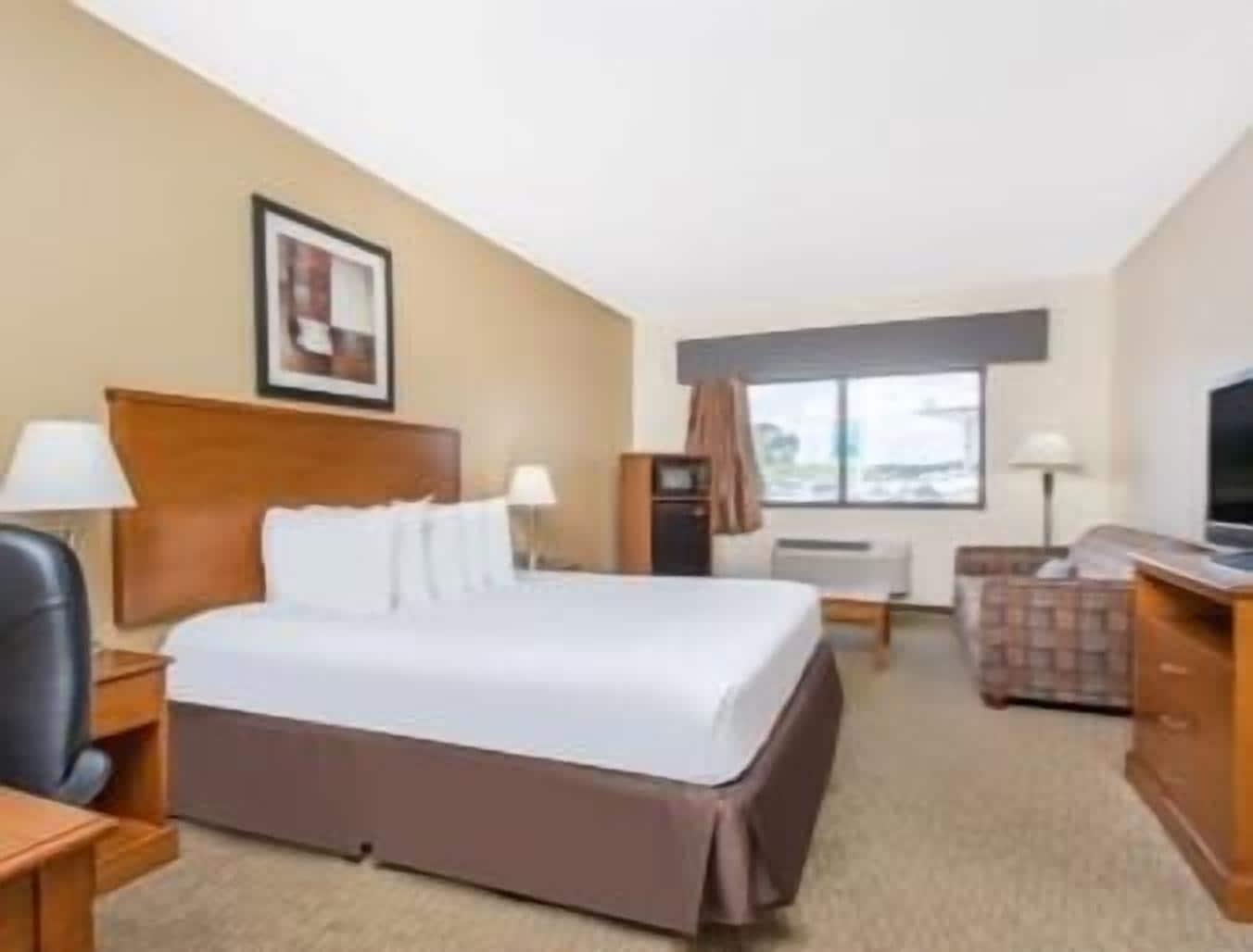 Days Inn By Wyndham Phenix City Near Fort Moore Экстерьер фото