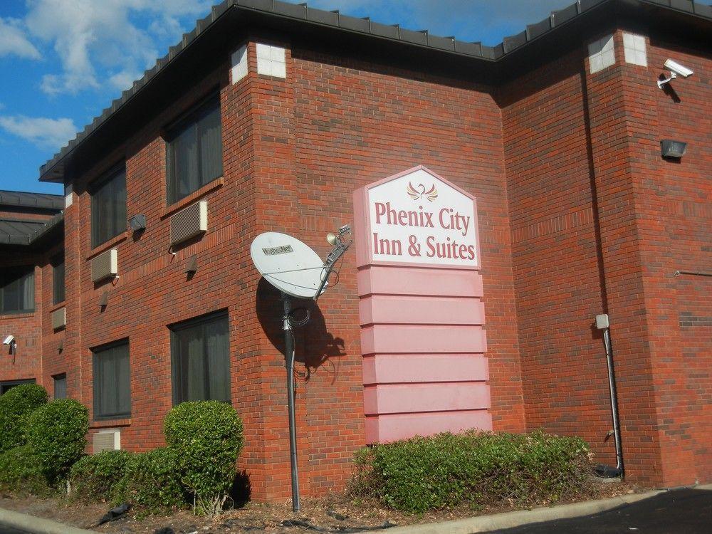 Days Inn By Wyndham Phenix City Near Fort Moore Экстерьер фото